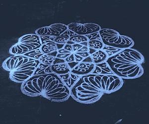 free hand kolam
