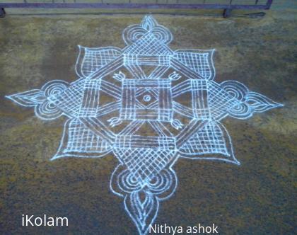 Rangoli: Freehand kolam