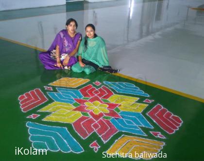 Rangoli: dotted kolam