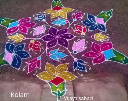 Rangoli: dotted kolam