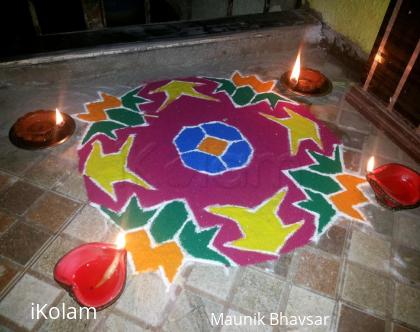 Rangoli: 15 Dotted Rangoli