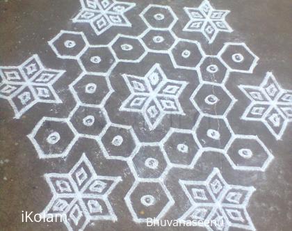 Rangoli: marghazi kolam