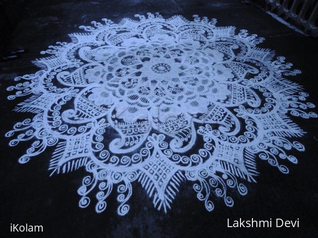 Rangoli: Margazhi kolam