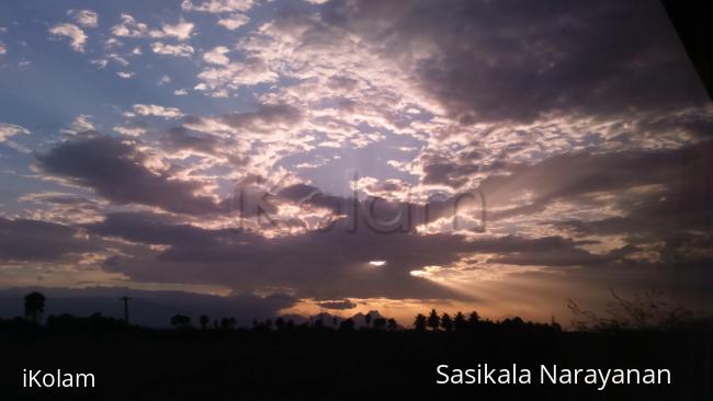 Thiruchendur Beach - Dragon like clouds
