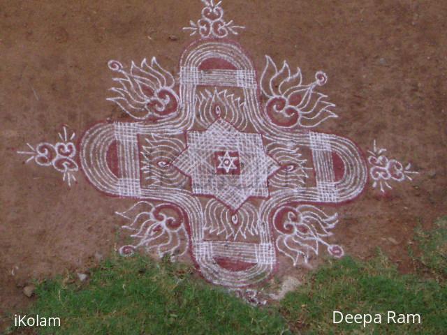 Rangoli: special kolams for friday!