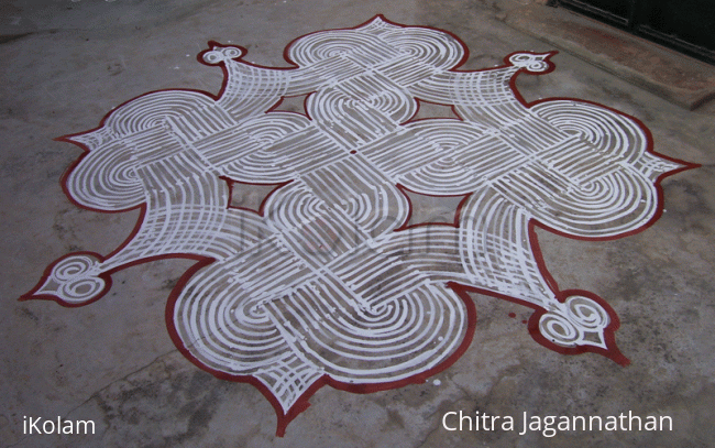 Rangoli: Traditional Kolam