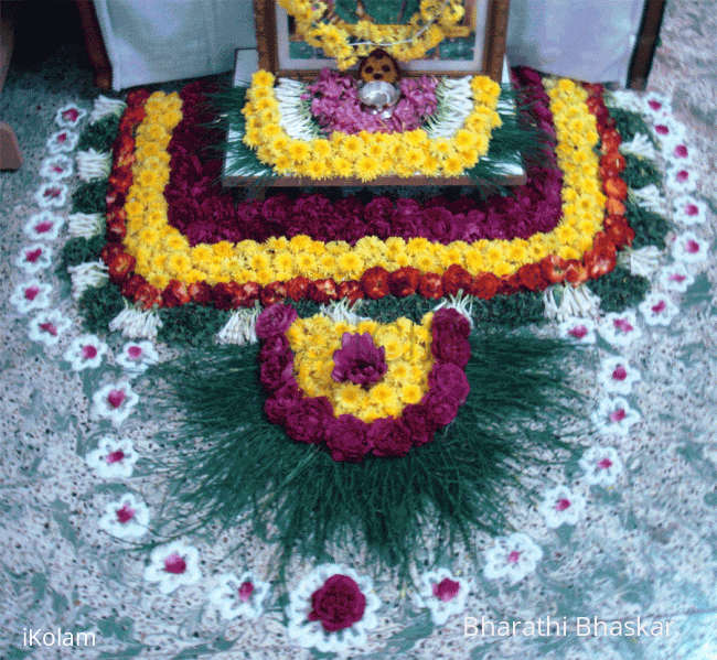 Rangoli: Flower rangoli Rangoli: Flower rangoli