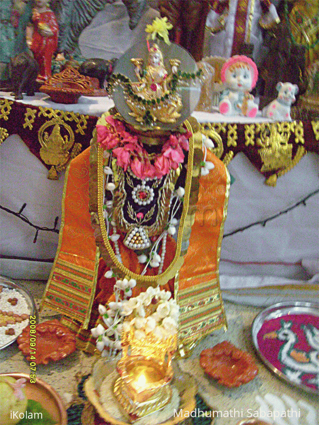 Rangoli: Goddess in Kuthuvilakku
