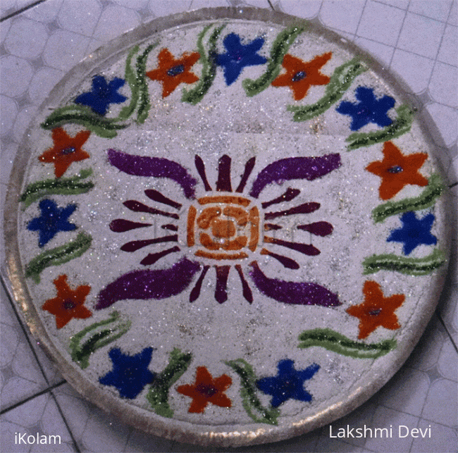 Rangoli: Rangoli on water Rangoli: Rangoli on water