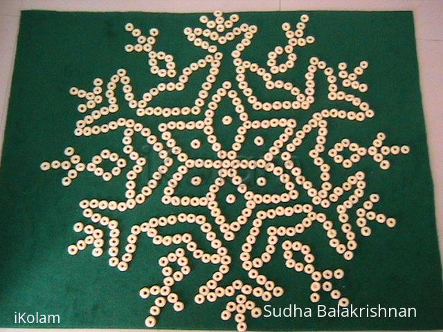Rangoli: different kolam