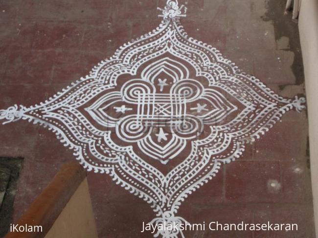 Rangoli: Navarathri Kolam