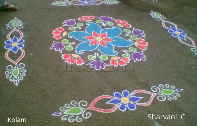 Rangoli: Flower rangoli (sharu)