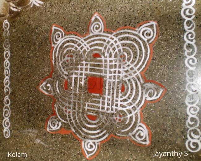 Rangoli:   friday kolam