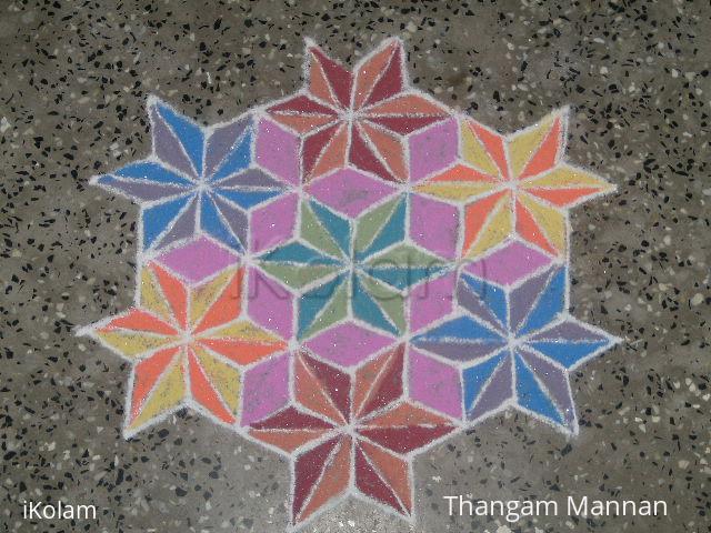 Rangoli: this  is a simple margali kolam