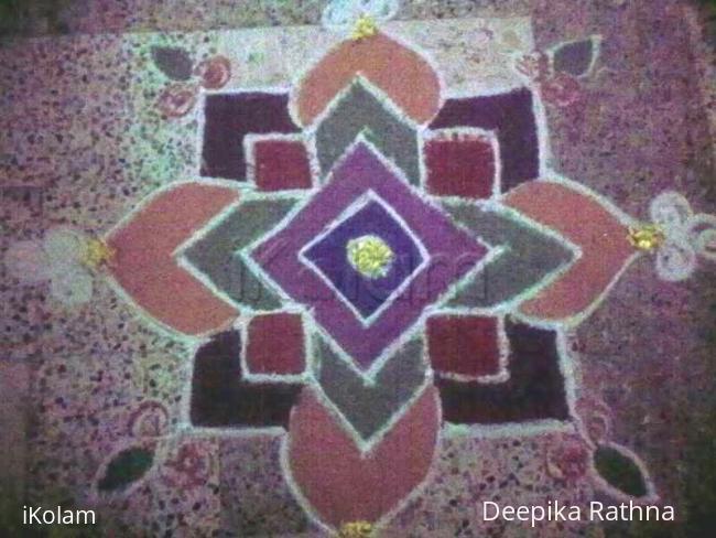 Rangoli: marghazhi kolam
