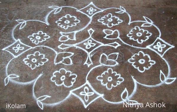 Rangoli: Flower Kolam