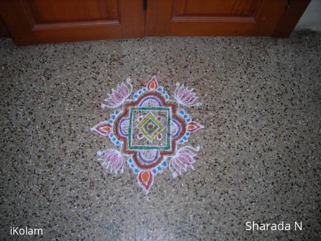 Rangoli: Simple padi kolam for 1st day of Aadi