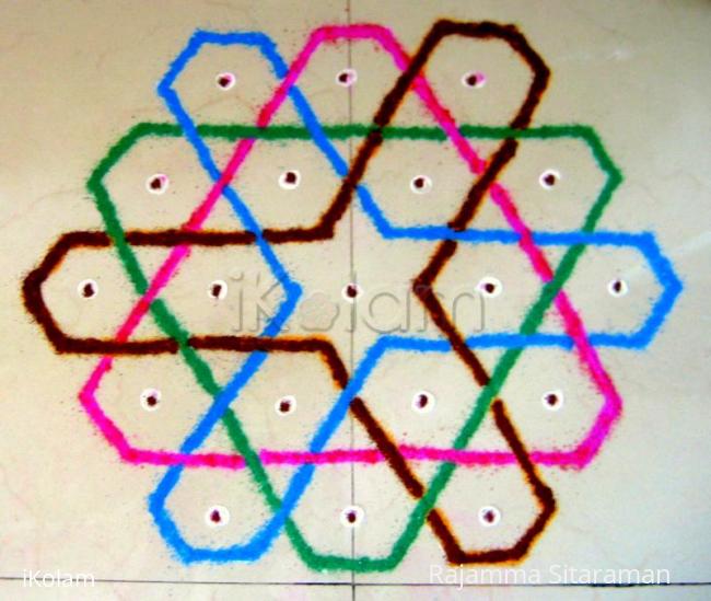 Rangoli: mOhanaji's hexagonal chikku kolam no. 7