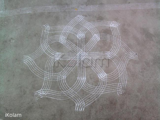 Rangoli: Simple Kolam