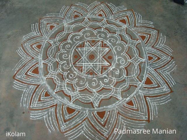 Rangoli: Varalakshmi vratham kolam