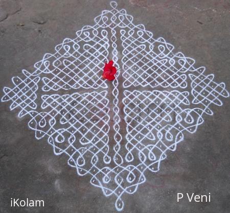 Rangoli: sikku Kolam - 67