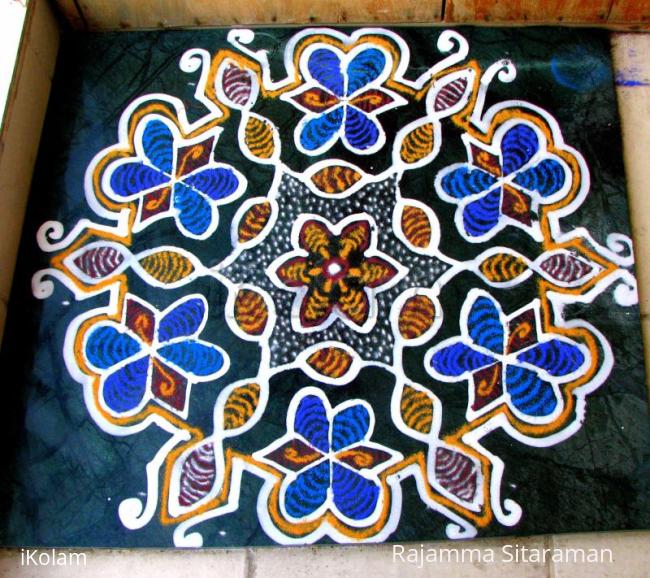 Rangoli: Modified old kolam Rangoli: Modified old kolam