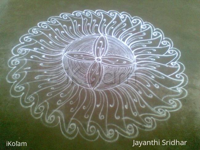 Rangoli: freehand kolam