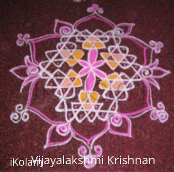 Rangoli: small dotted kolam Rangoli: small dotted kolam