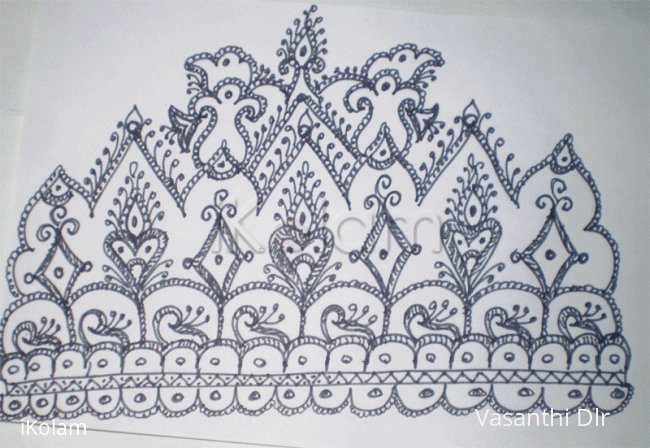 Rangoli: Crown design Rangoli: Crown design