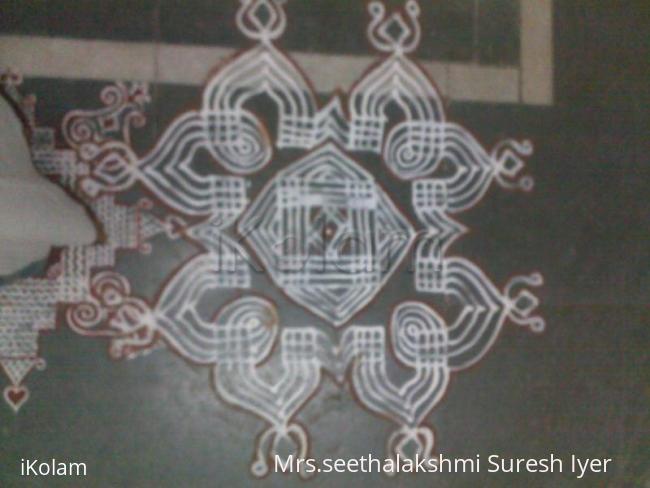 Rangoli: padi kolam