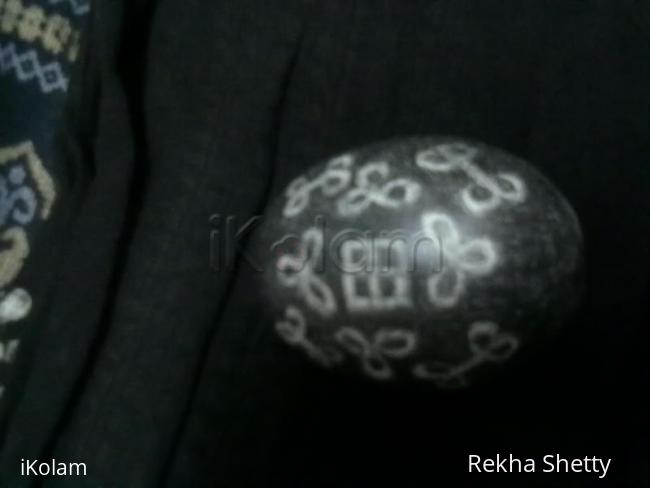 Rangoli: kolm on oval BB