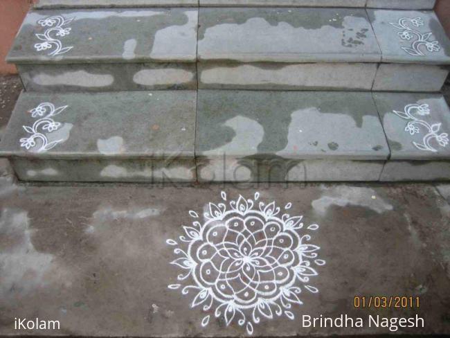 Rangoli: Friday small Kolam