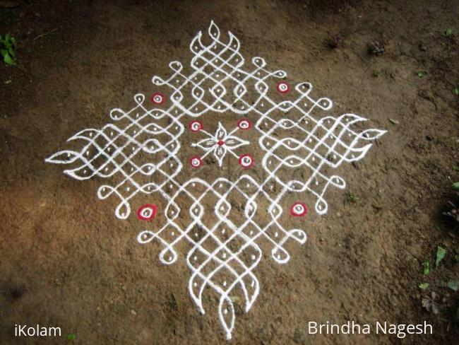 Rangoli: 15 - 1 Kolam no. 4 Rangoli: 15 - 1 Kolam no. 4