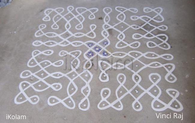 Rangoli: 10x10 Kolam