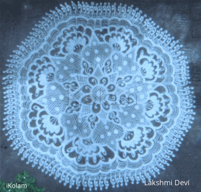 Rangoli: Handmade Lace Tablecloth