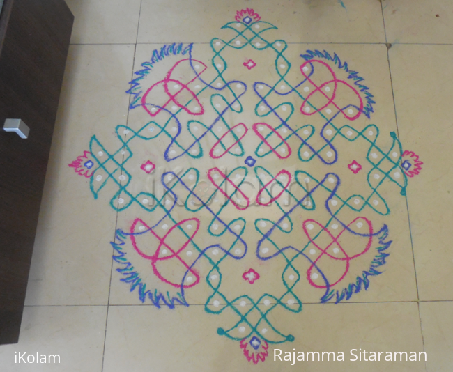 Rangoli: Chikku Kolam