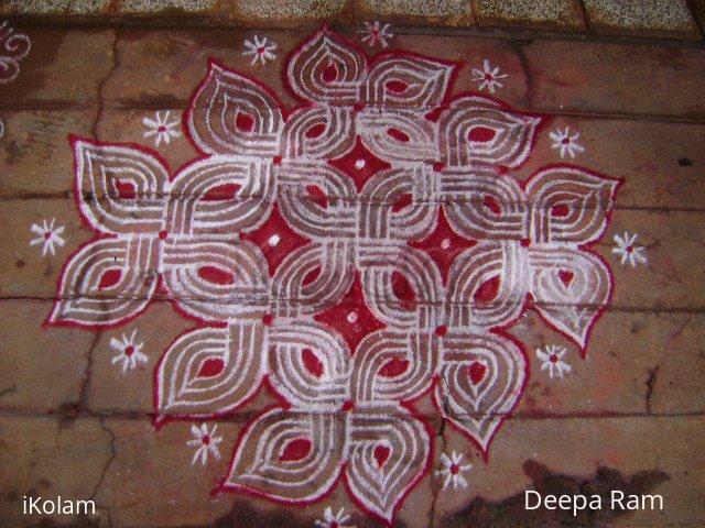 Rangoli: Navrathri kolam