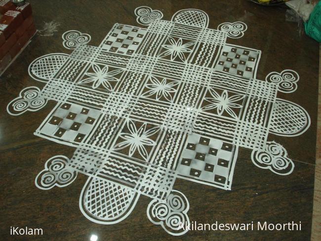 Rangoli: padi kolam