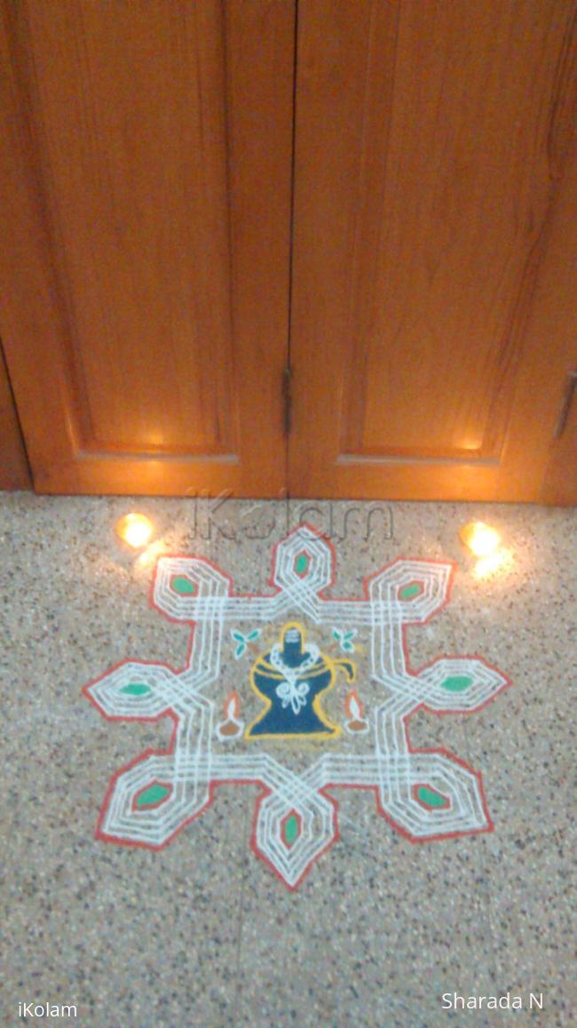 Rangoli: Freehand Padi kolam Rangoli: Freehand Padi kolam