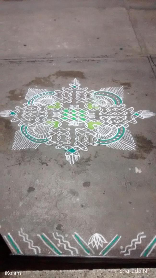 Rangoli: Navarathri dotted kolam
