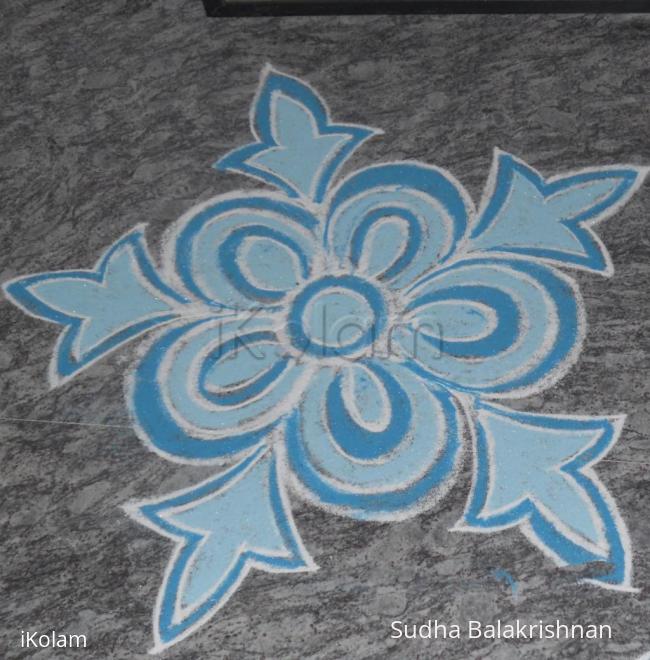 Rangoli: small flower rangoli