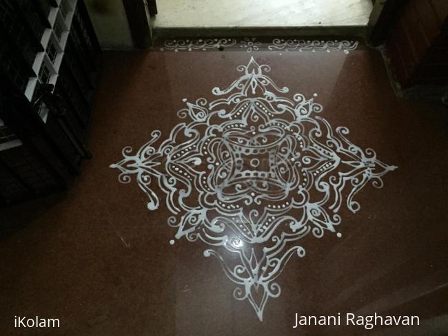 Rangoli: My sister's kolam- (Shobana's kolams)