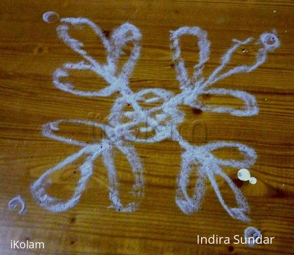 Rangoli: Kutty kolam
