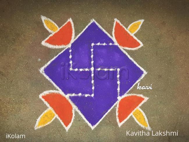 Rangoli: 4 diyas