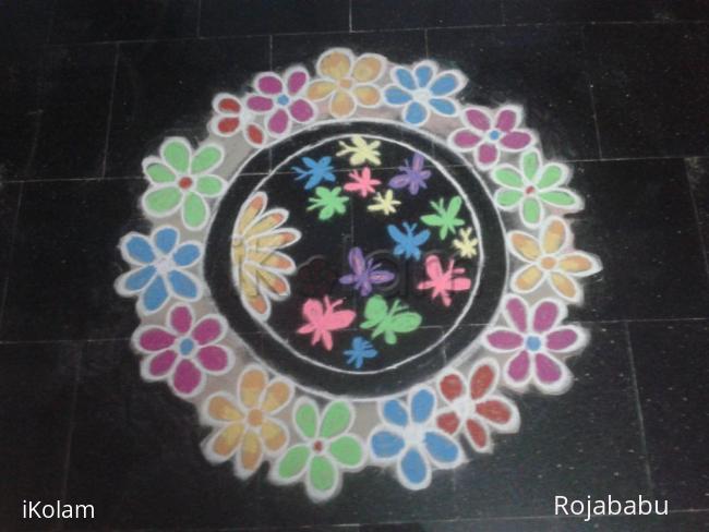 Rangoli: Multi colour kolam