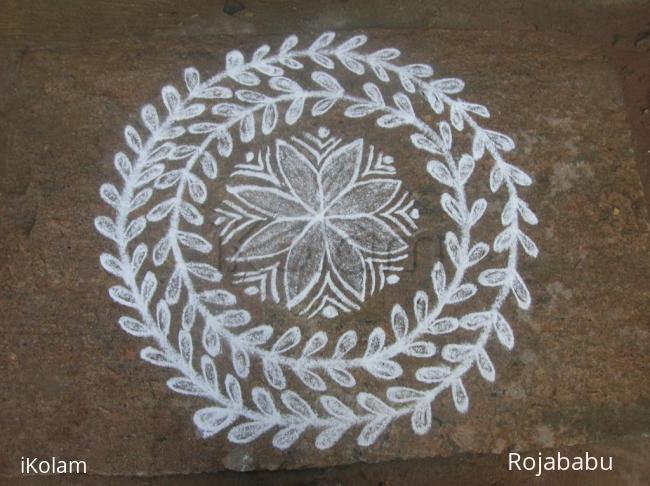 Rangoli: simple white rangoli Rangoli: simple white rangoli