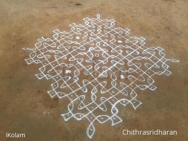Rangoli: Chikku kolam