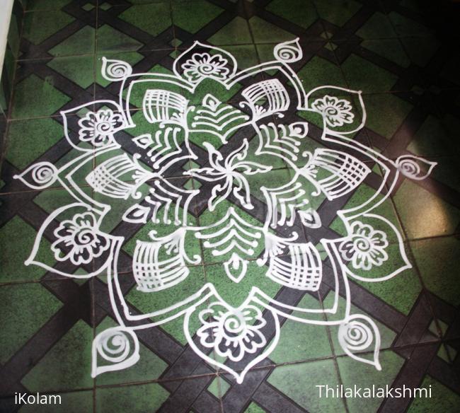 Rangoli: Maakolam