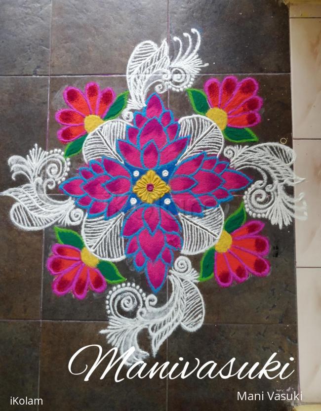 Rangoli: Margazhi kolam 
