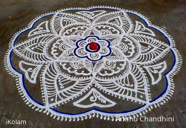 Rangoli: Margazhi  kolam on road-7